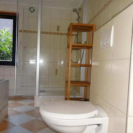 別荘 Haus Am Bachgasse - Haus Von 1777 Mit Sauna ツェル・アン・デル・モーゼル